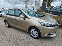 Gebraucht Renault Scénic III Initiale Paris 132 PS (97 kW) 2013 Braun Van / Kleinbus