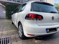 Gebraucht VW Golf VI Highline 140 PS (102 kW) 2009 Weiß Kleinwagen