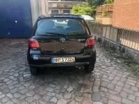 Gebraucht Toyota Yaris 87 PS (63 kW) 2000 Schwarz Kleinwagen