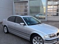 Gebraucht BMW 323 170 PS (125 kW) 2000 Silber Limousine