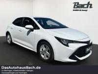 Gebraucht Toyota Corolla Business Edition 116 PS (85 kW) 2021 Weiß Kleinwagen