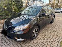 Gebraucht Nissan Pulsar 116 PS (85 kW) 2015 Schwarz Kleinwagen