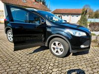 Second-hand Ford Kuga 120 CP (88 kW) 2016 Negru SUV