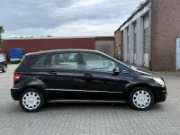 Gebraucht Mercedes B170 116 PS (85 kW) 2008 Schwarz Van / Kleinbus