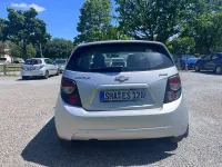 Gebraucht Chevrolet Aveo 101 PS (74 kW) 2011 Silber Kleinwagen