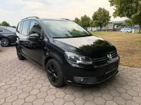Gebraucht VW Touran Comfortline 105 PS (77 kW) 2012 Schwarz Van / Kleinbus