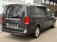 Gebraucht Mercedes V300 237 PS (174 kW) 2022 Grau Van / Kleinbus