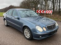 Gebraucht Mercedes E240 Avantgarde 177 PS (130 kW) 2005 Blau Limousine