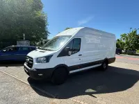 Gebraucht Ford Transit Trend 131 PS (96 kW) 2022 Weiß Van / Kleinbus