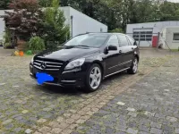 Używany Mercedes R350 265 KM (194 kW) 2011 Czarny Minivan