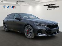 Gebraucht BMW 540 M Sport 286 PS (210 kW) 2025 Frozen deep grey metallic Kombi