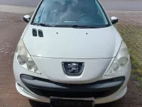 Używany Peugeot 206 60 KM (44 kW) 2011 Biały Hatchback