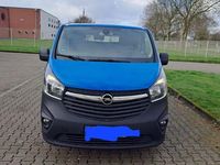 Gebraucht Opel Vivaro 120 PS (88 kW) 2018 Blau Van / Kleinbus