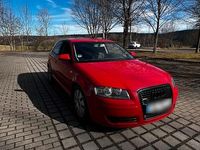 Gebraucht Audi A3 140 PS (102 kW) 2017 Rot Limousine
