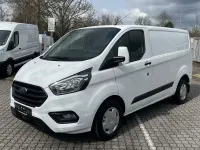 Gebraucht Ford 300 105 PS (77 kW) 2021 Weiß Van / Kleinbus
