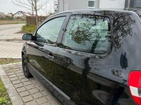 Second-hand VW Fox 75 CP (55 kW) 2006 Negru Hatchback