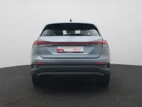 Gebraucht Audi Q4 e-tron Comfort 150 kW (204 PS) 2023 Geysirblau metallic SUV