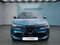 Neu Alfa Romeo Junior 145 PS (106 kW) 2026 Blau SUV