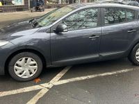 Gebraucht Renault Mégane III 101 PS (74 kW) 2012 Blau Kombi