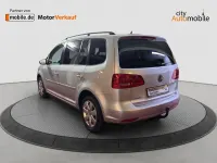 Gebraucht VW Touran Comfortline 150 PS (110 kW) 2012 Silber Van / Kleinbus