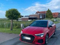 Gebraucht Audi A3 Ambiente 200 PS (147 kW) 2022 Rot Limousine