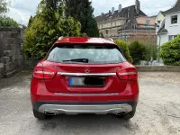 Gebraucht Mercedes GLA180 Urban 122 PS (89 kW) 2016 Rot SUV
