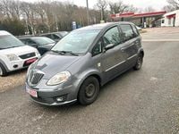 Gebraucht Lancia Musa 95 PS (69 kW) 2009 Grau Van / Kleinbus