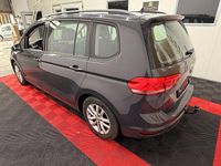 Gebraucht VW Touran 150 PS (110 kW) 2016 Grau Van / Kleinbus