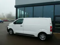 Gebraucht Opel Vivaro 150 PS (110 kW) 2021 White jade/ arktis white (metallic) Van / Kleinbus