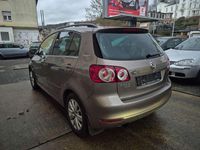 Gebraucht VW Golf VI Team 105 PS (77 kW) 2011 Kaschmirbraun metallic Kleinwagen