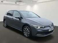 Gebraucht VW Golf VIII Active 150 PS (110 kW) 2022 Delfingrau metallic Limousine