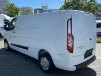 Gebraucht Ford Transit Custom 105 PS (77 kW) 2022 Weiß Van / Kleinbus