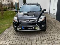 Gebraucht Ford Kuga Individual 163 PS (119 kW) 2010 Schwarz SUV