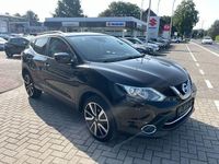Gebraucht Nissan Qashqai Tekna 163 PS (119 kW) 2016 Schwarz SUV