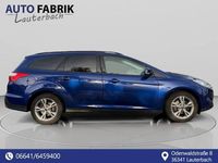 Gebraucht Ford Focus SYNC Edition 101 PS (74 kW) 2014 Blau Kombi