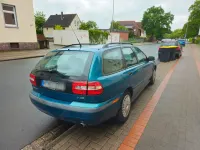 Gebraucht Volvo V40 122 PS (89 kW) 2001 Grün Kombi