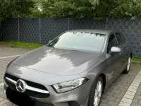 Gebraucht Mercedes A180 136 PS (100 kW) 2021 Grau Limousine