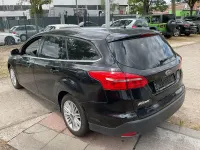 Gebraucht Ford Focus Cool & Connect 125 PS (91 kW) 2018 Schwarz Limousine