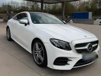 Gebraucht Mercedes E350 AMG 300 PS (220 kW) 2019 Weiß Coupé
