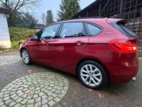 Gebraucht BMW 225 Active Tourer iPerformance 224 PS (164 kW) 2017 Rot Van / Kleinbus
