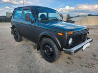 Second-hand Lada niva 82 CP (60 kW) 2009 Verde SUV