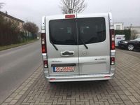Gebraucht Opel Vivaro S 145 PS (106 kW) 2017 Silber Van / Kleinbus