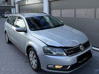 Gebraucht VW Passat 105 PS (77 kW) 2012 Silber Kombi