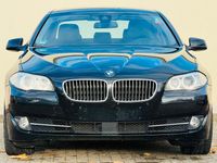 Gebraucht BMW 520 Sport Line 184 PS (135 kW) 2012 Schwarz Limousine