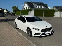 Gebraucht Mercedes A200 AMG line 163 PS (119 kW) 2019 Weiß Limousine