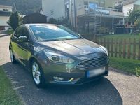 Gebraucht Ford Focus Titanium 125 PS (91 kW) 2015 Grau Limousine