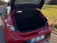 Gebraucht Toyota Corolla Team 98 PS (72 kW) 2021 Rot Limousine