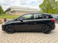 Gebraucht BMW 218 Active Tourer Advantage 140 PS (102 kW) 2020 Schwarz Van / Kleinbus
