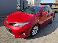 Gebraucht Toyota Auris Life+ 99 PS (72 kW) 2014 Rot Limousine