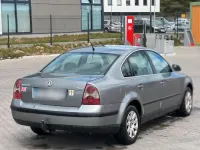 Second-hand VW Passat 101 CP (74 kW) 2004 Argintiu Berlinǎ